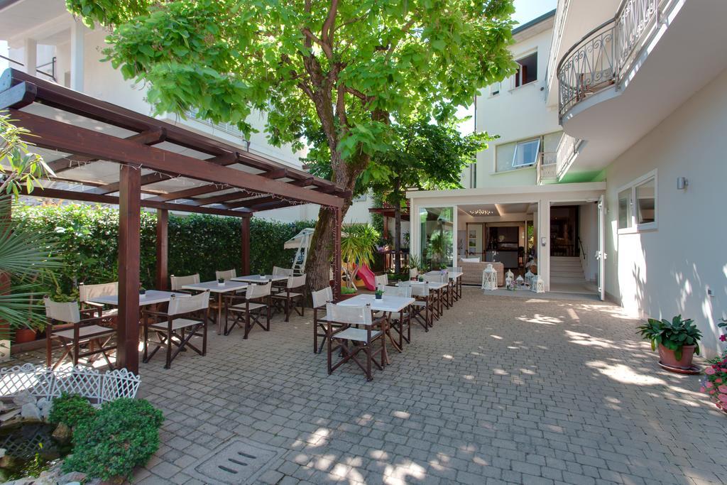 B&B Airone Cervia - Camere E Appartamenti Exteriér fotografie